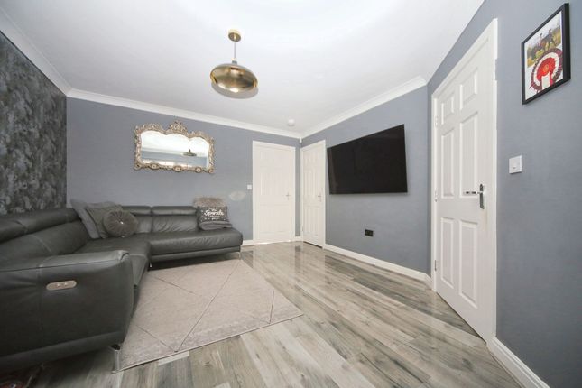 4 Jackwood Close, Wigan photo 3