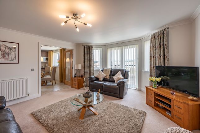 Flat for sale in Rob Roy Gardens, Kirkintilloch, Glasgow