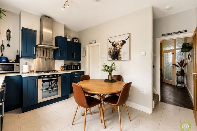 9 Branch Road, Darwen photo 3
