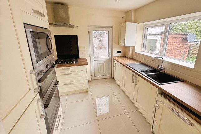14, Underhill Lane, West Midlands photo 2