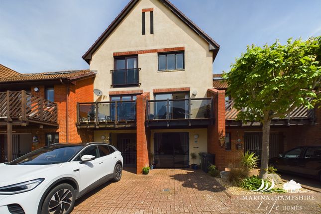 Thumbnail Terraced house for sale in Newlyn Way, Port Solent
