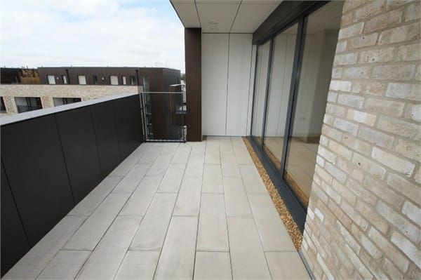Flat 24 Cypress Court, Alpine Road, London photo 5