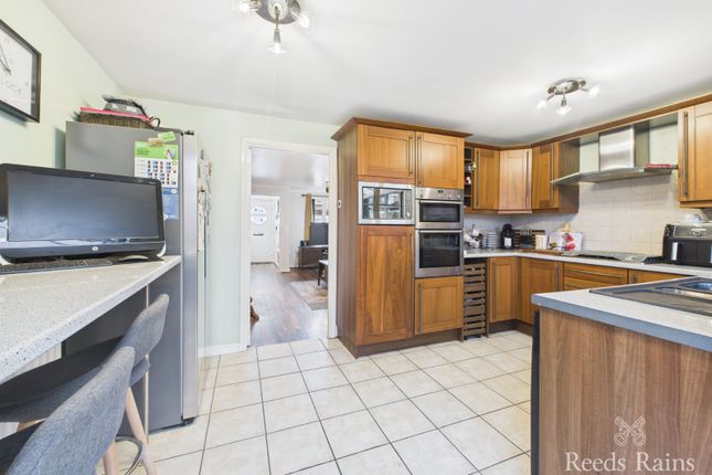 17, Farthing Drive, Hull photo 2