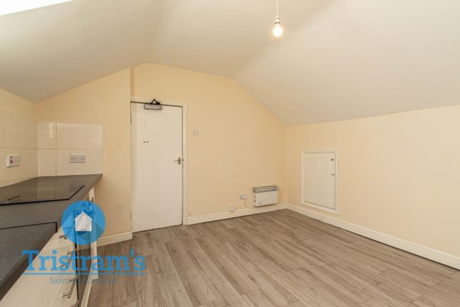 Flat 3, 13, Nottingham Road, Nottingham photo 4