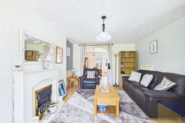 24, Longfield, Fulwood photo 3