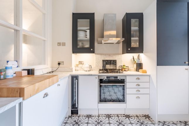 Ground Floor Flat, 8, Ladbroke Square, London photo 4