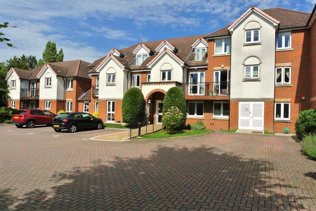Thumbnail Flat for sale in Mead Court, Station Road, Addlestone