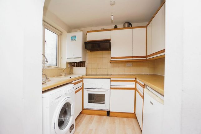 Flat B, Spring Court, 43 Spring Hill, Sheffield photo 3