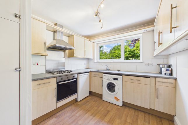 1, Kewa Court Cross Oak Road, Berkhamsted photo 3