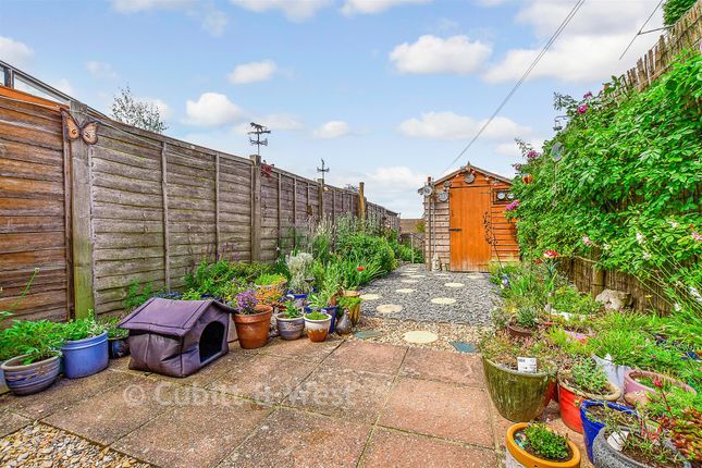 20, Tower Street, Heathfield photo 3