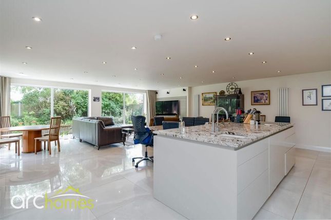 55, Oldfield Carr Lane, Poulton-le-Fylde photo 4