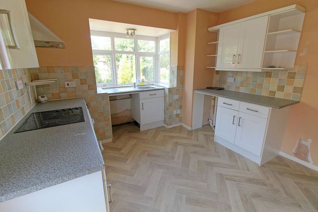 9 Charles Way, Leicester photo 4