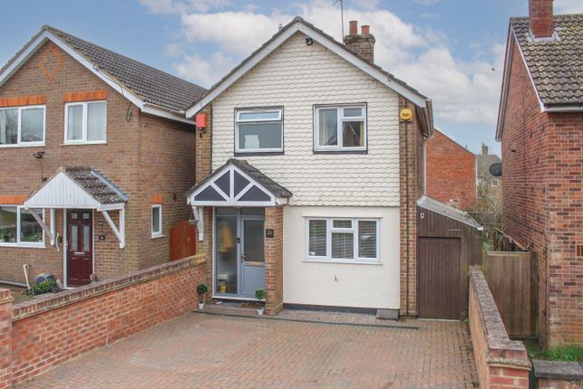 Thumbnail Detached house for sale in Wantage Crescent, Wing, Leighton Buzzard