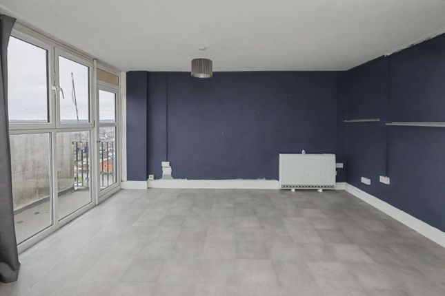 61 Tower Heights, Hoddesdon photo 4