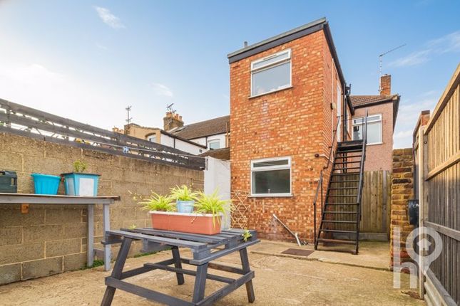 72a, Alma Road, Sheerness photo 5