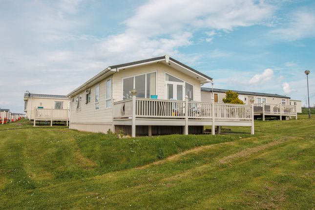 Lodge for sale in Spruce Ridge, Blue Dolphin Holiday Centre, Gristhorpe Bay