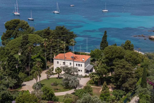 Villa for sale in Antibes, Vieil Antibes, 06600, France