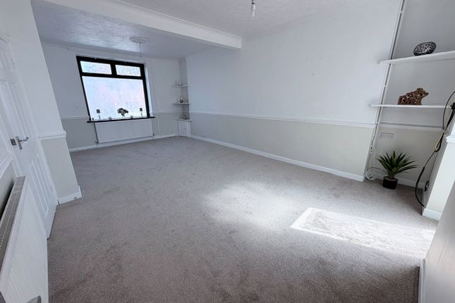25, Exchange Street, Maesteg photo 4