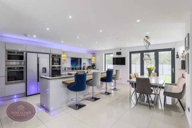 7, Middleton Close, Nottingham photo 2