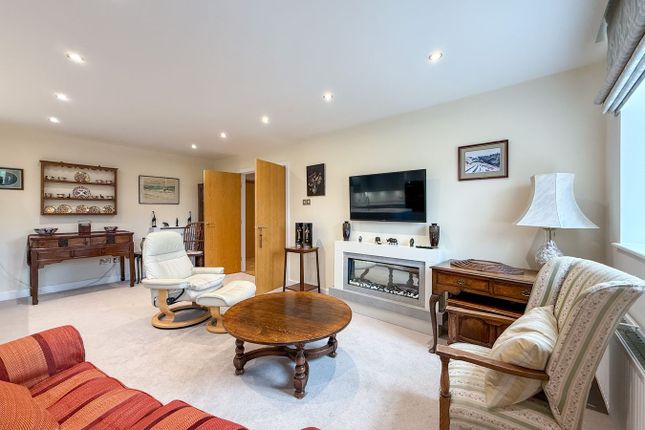 Apt 8 The Mill, 46 Sharp Lane, Huddersfield photo 4