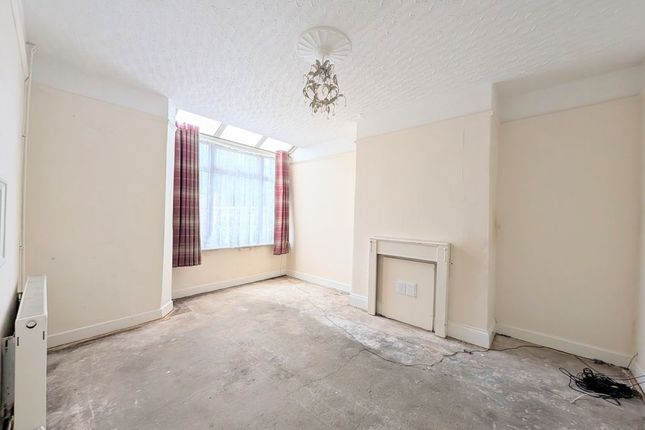 191, Cooper Road, Grimsby photo 4