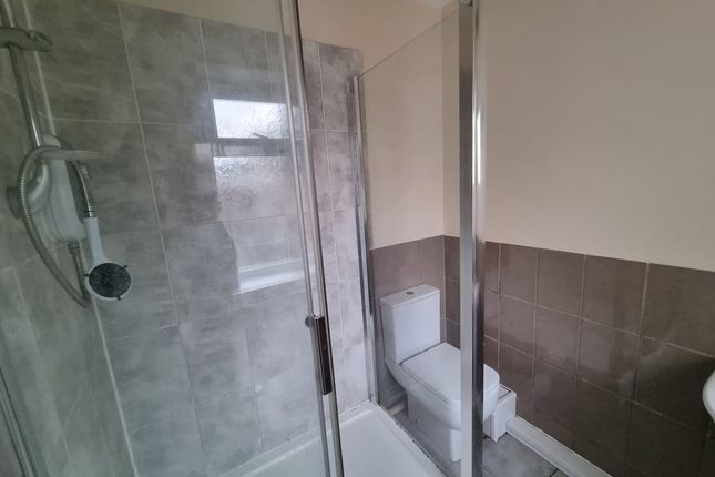 Flat to rent in Ayston Road, Leicester
