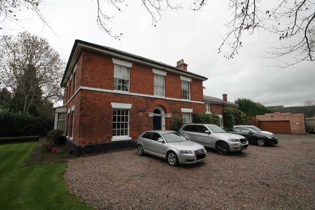 Thumbnail Detached house to rent in London Rd, Stapeley, Nantwich
