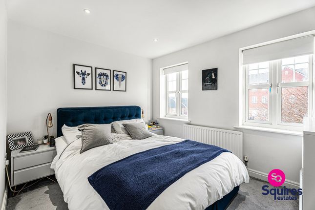 3 Leighton Court, London photo 2