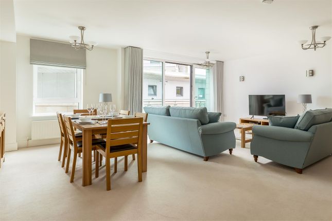 61, Dolphin Quays, Poole photo 3