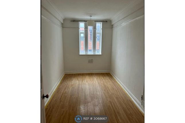 Flat, Hurst Court Station Road, Sidcup photo 5