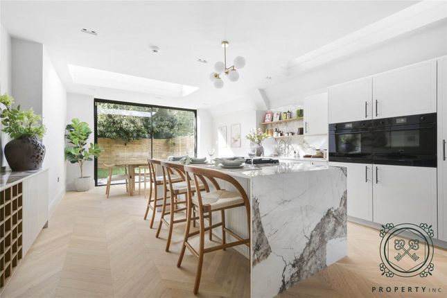 15, Ossian Road, London photo 2
