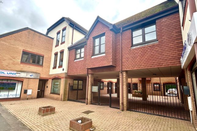 Thumbnail Office to let in 1st &amp; 2nd Floors, Unit 2 Park Court, Pyrford Road, West Byfleet