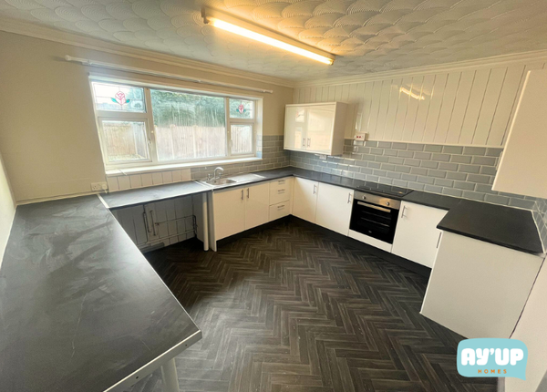 42 Sutton Road, Doncaster photo 2