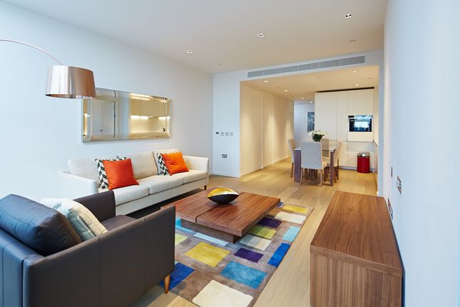Flat for sale in South Bank, Waterloo, London