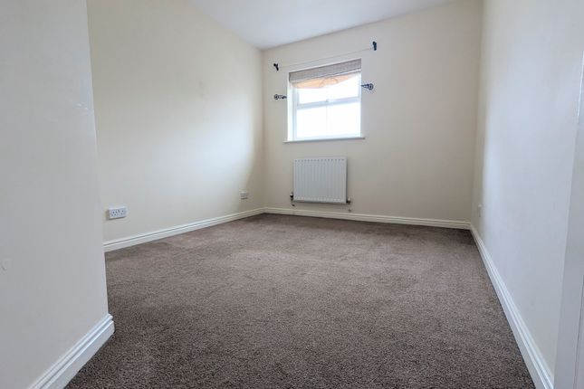 Flat to rent in Park Court, North Park Road, Harrogate
