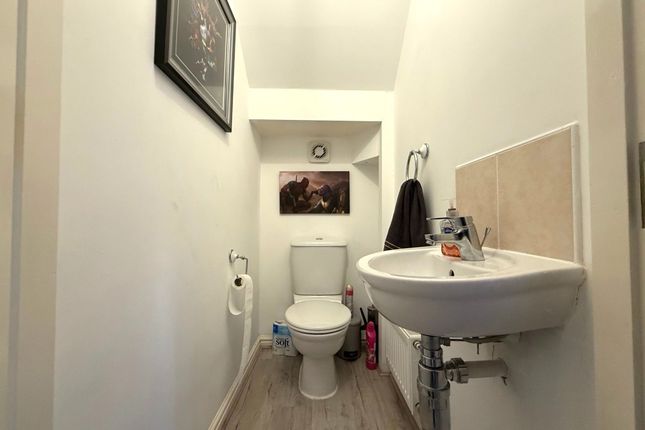 24 Sandringham Way, Newfield photo 4