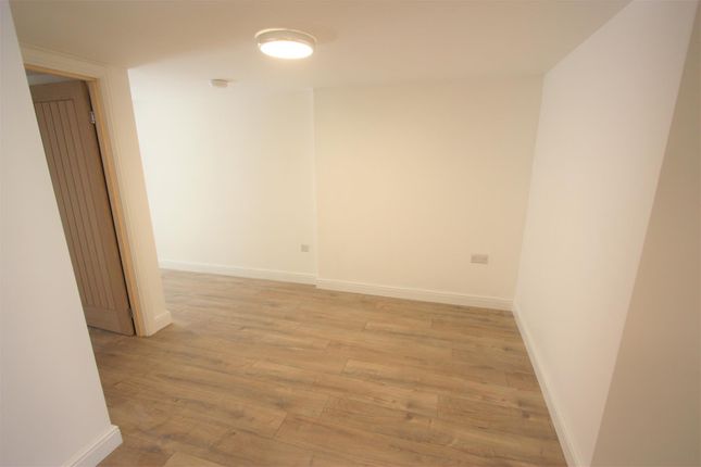 Flat to rent in Marcus Hill, Newquay