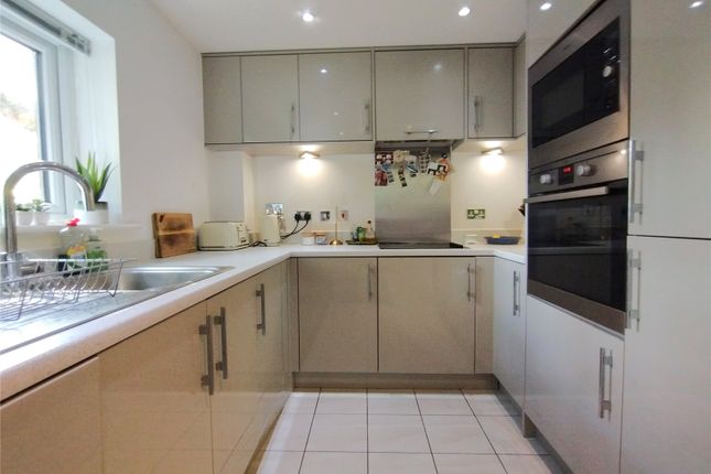 38, Redwood Place, Sevenoaks photo 2