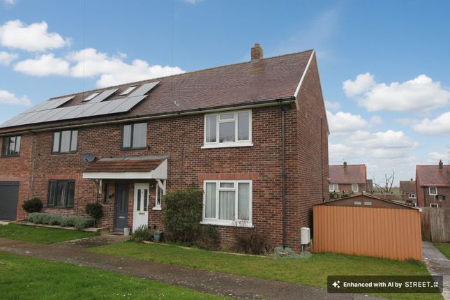 2-bed house on 4 Sycamore Avenue, Barry, £195,000