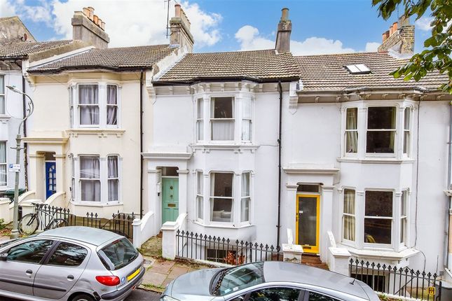 3-bed flat on Wakefield Road, Brighton, £281,000