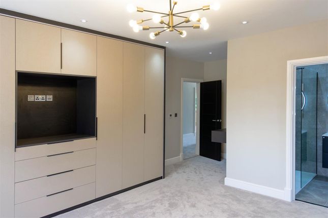 116 Lichfield Road-16.Jpg