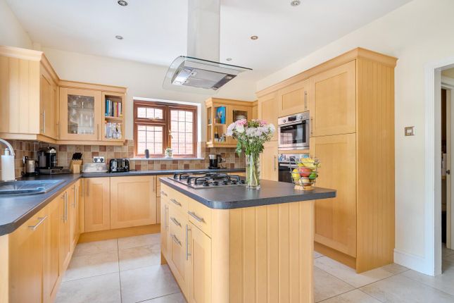 121, Ashford Road, Maidstone photo 2