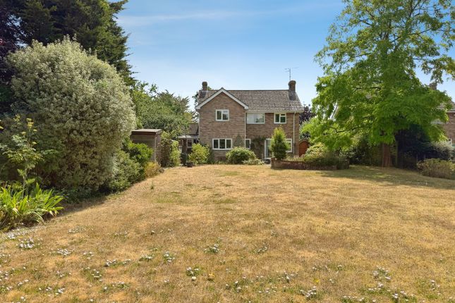 2 The Spinney, Church Road, CHELMSFORD photo 2