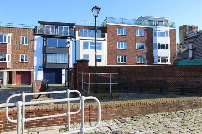 Flat for sale in West Street, Portsmouth