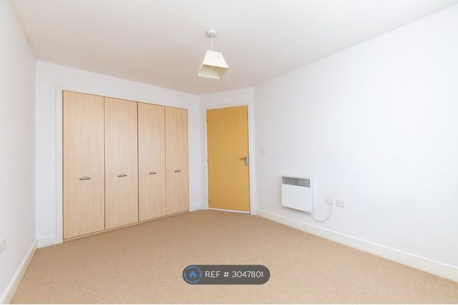 Flat, Sharps Court Cooks Way, Hitchin photo 5