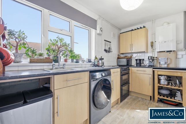4a Maltings Mead, Causeway End, Dunmow photo 4