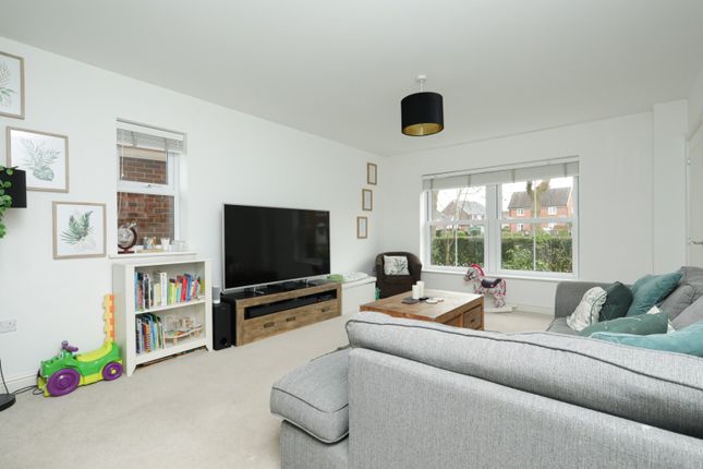 10, Wheatfields, Ashford photo 5