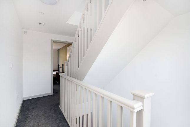 Room 2, 34, Dun Street, Sheffield photo 3