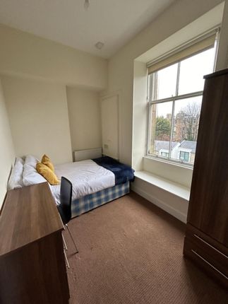 Flat to rent in Maxwell Street, Morningside, Edinburgh