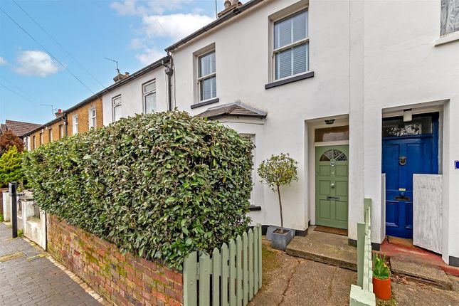Terraced house to rent in Oswald Road, St.Albans